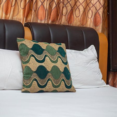 T'S Place Adenta Ngoại thất bức ảnh