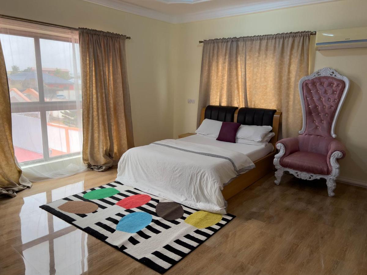 T'S Place Adenta Ngoại thất bức ảnh