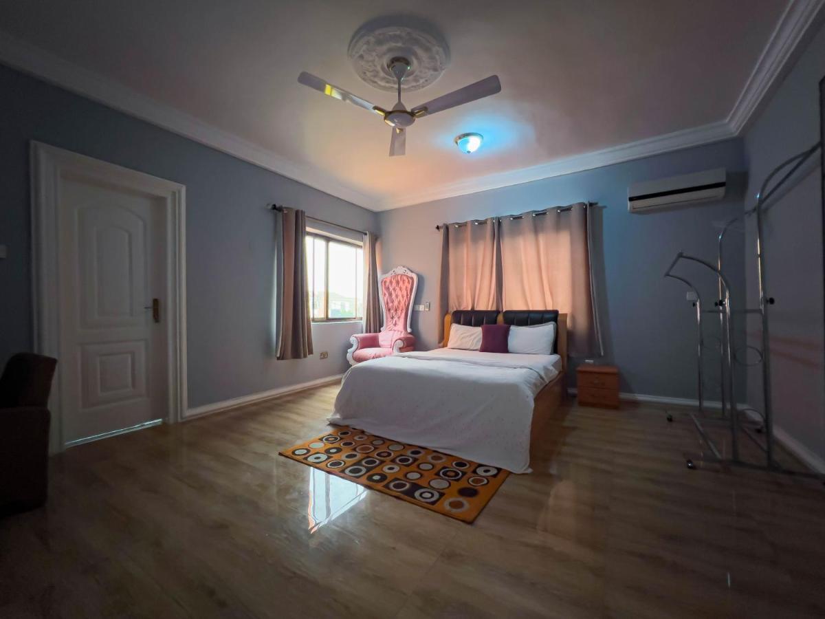 T'S Place Adenta Ngoại thất bức ảnh