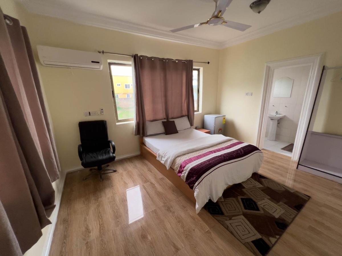 T'S Place Adenta Ngoại thất bức ảnh