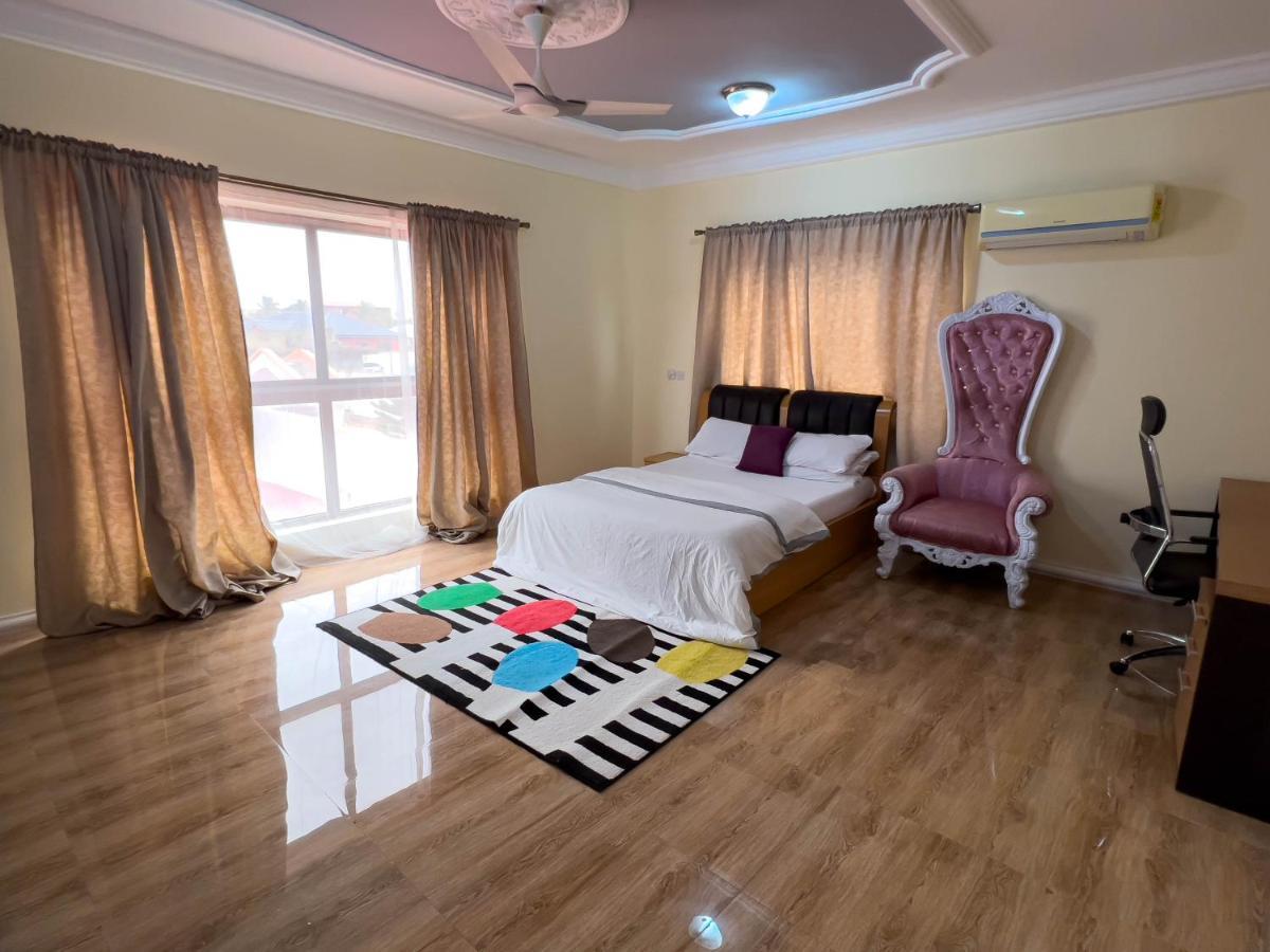 T'S Place Adenta Ngoại thất bức ảnh