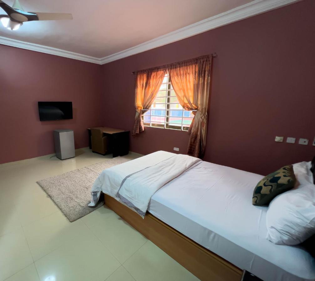 T'S Place Adenta Ngoại thất bức ảnh