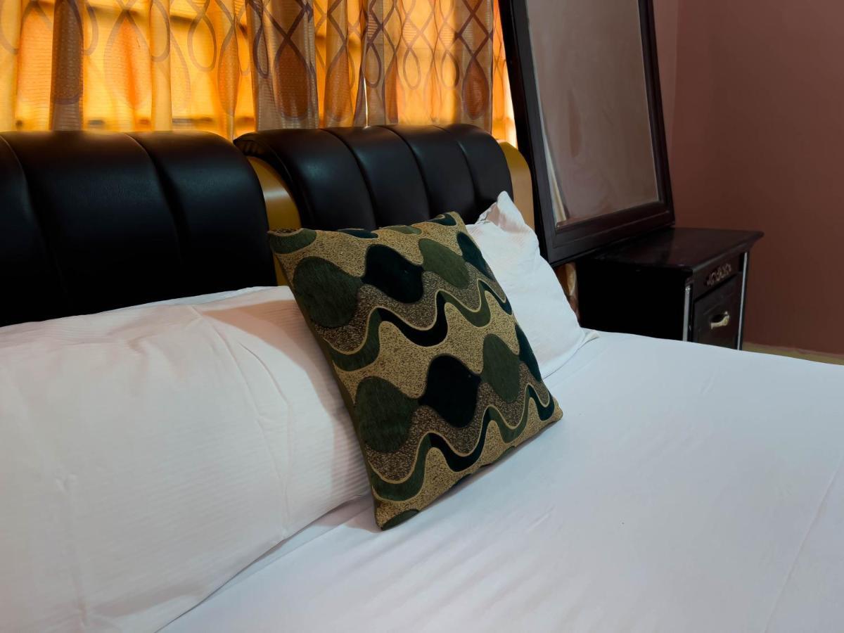 T'S Place Adenta Ngoại thất bức ảnh