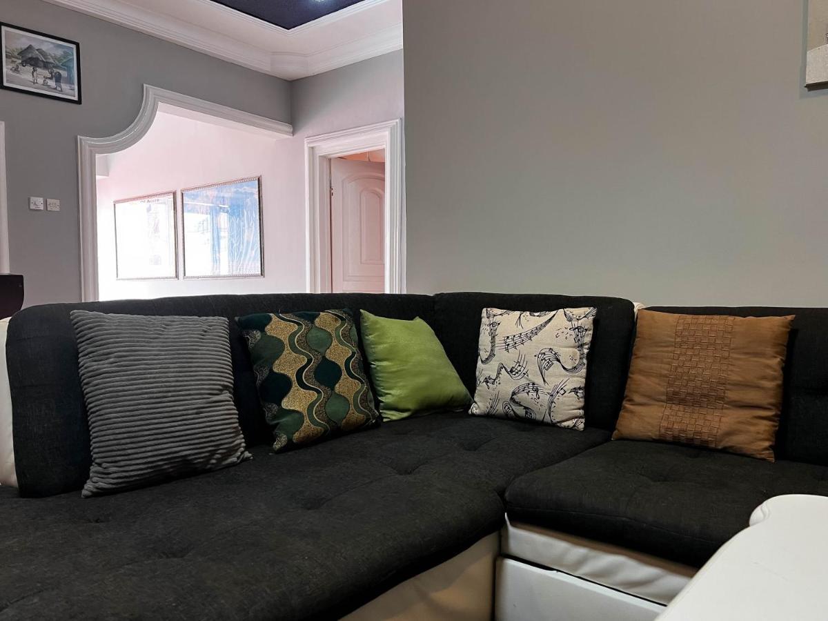 T'S Place Adenta Ngoại thất bức ảnh