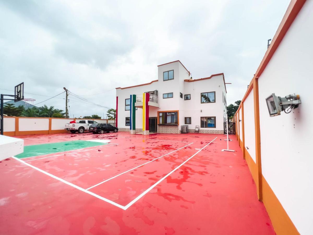 T'S Place Adenta Ngoại thất bức ảnh