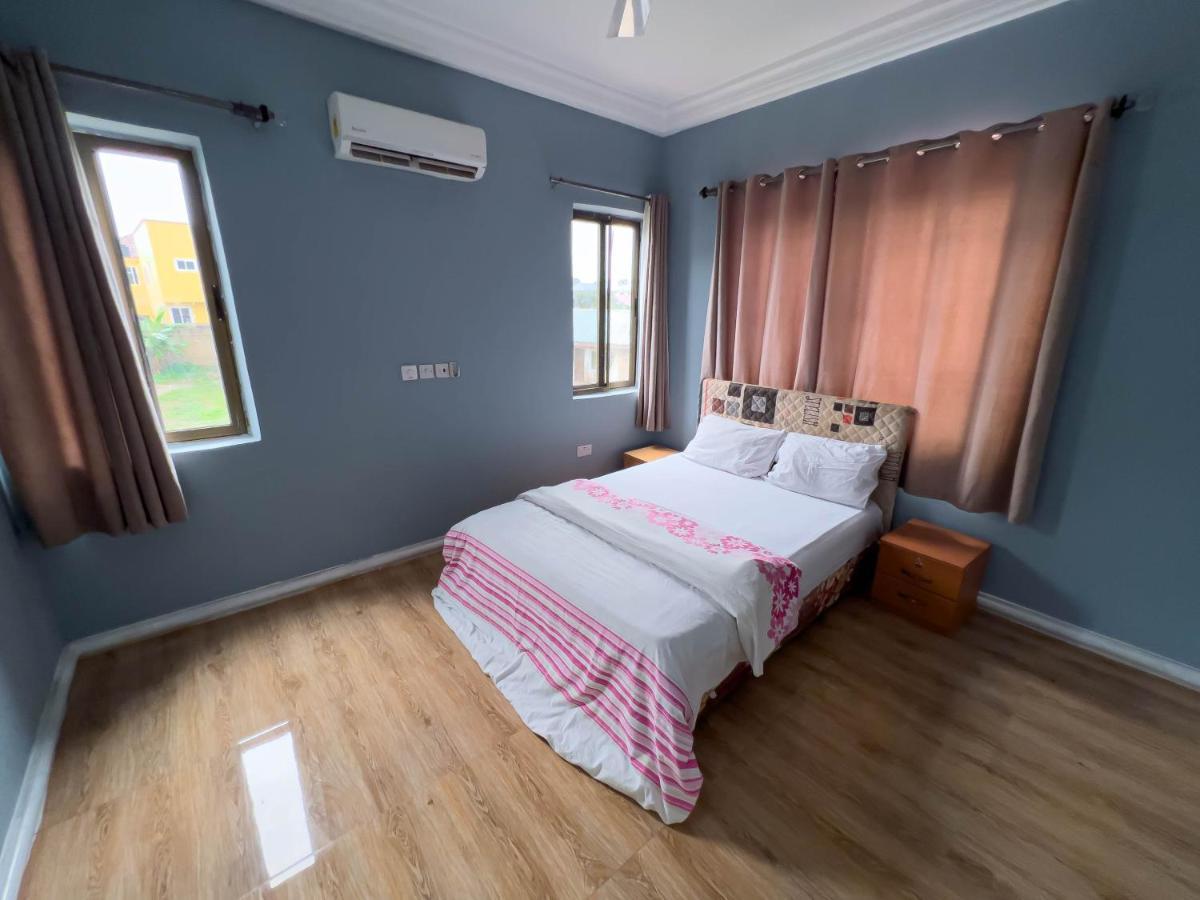 T'S Place Adenta Ngoại thất bức ảnh