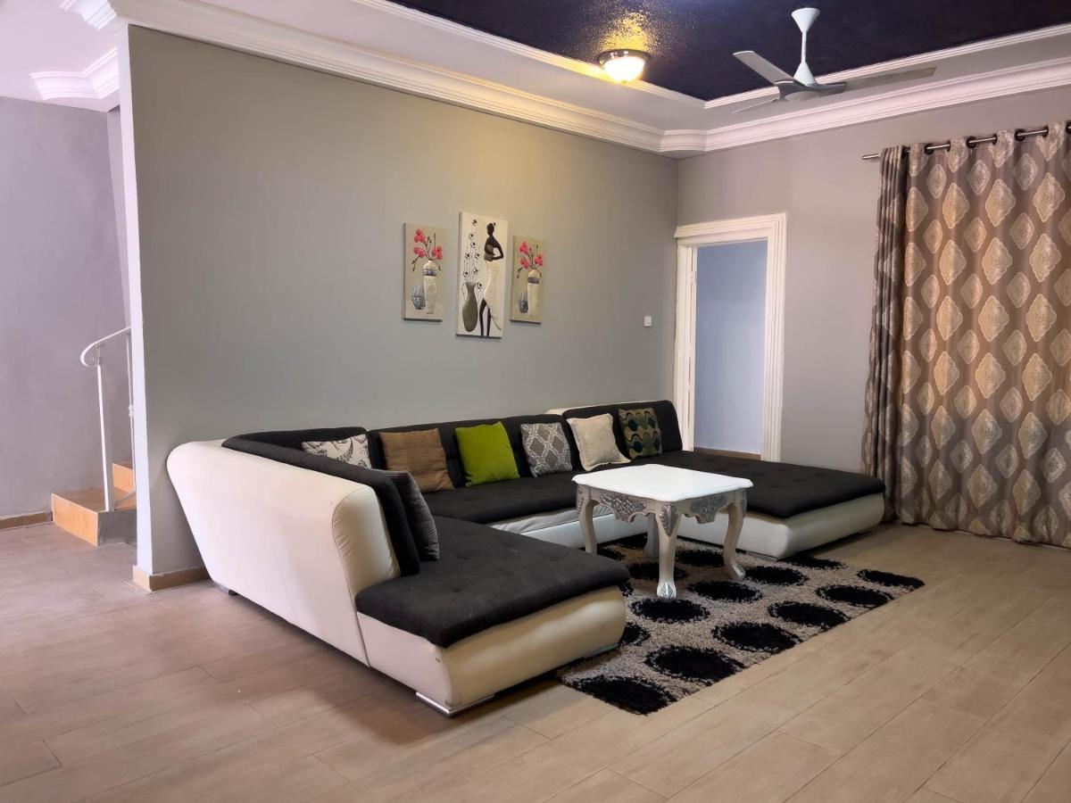 T'S Place Adenta Ngoại thất bức ảnh